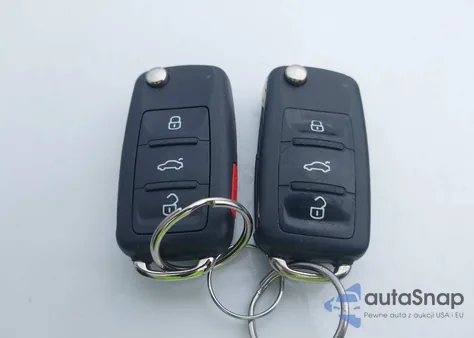 2017 Volkswagen Tiguan Wolfsburg Edition z USA, uszkodzony, nr VIN WVGRV7AX8HW502577